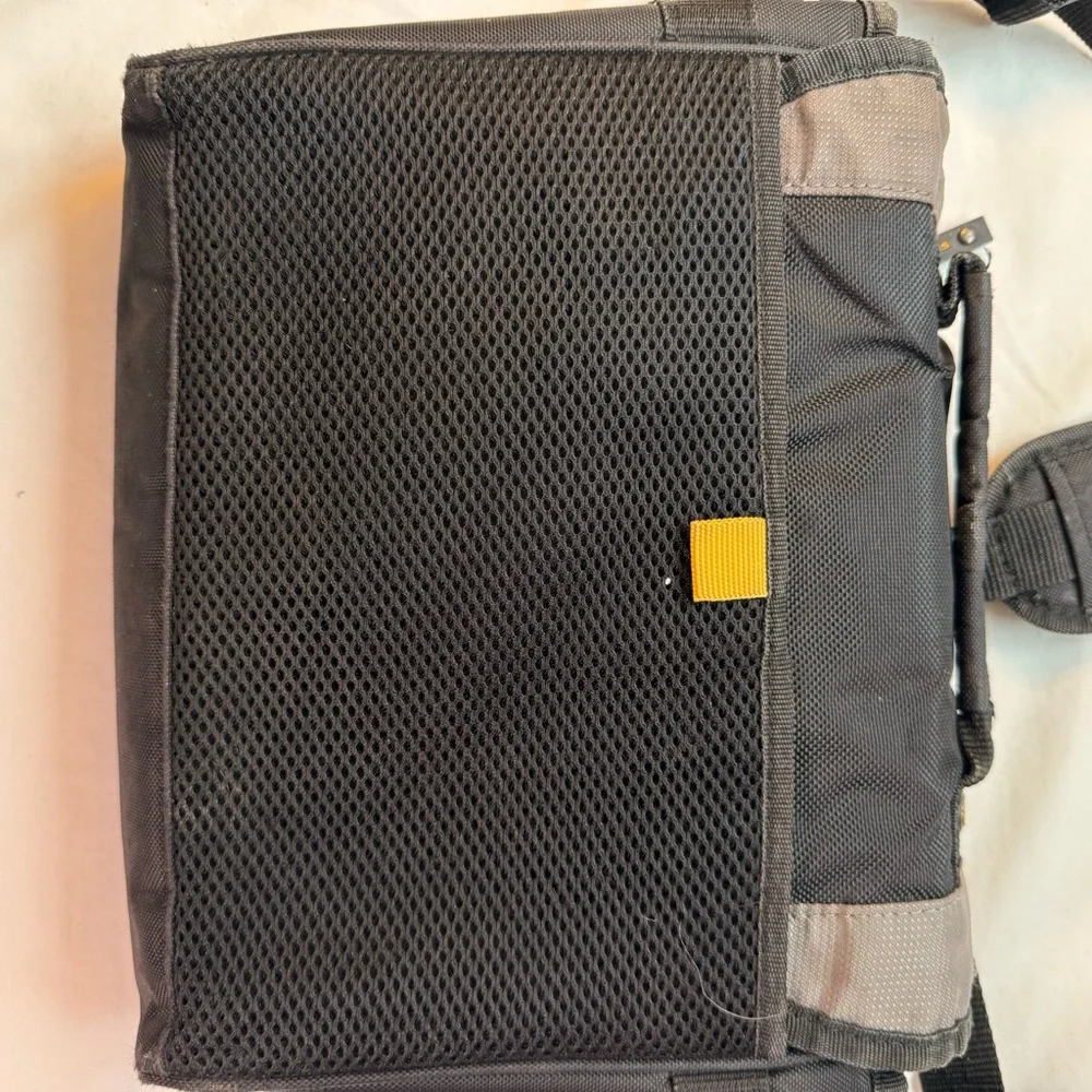 Targus Black and Gray Laptop Bag